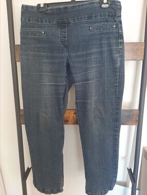 Women's Cropped Dark Blue Stretch Jeans